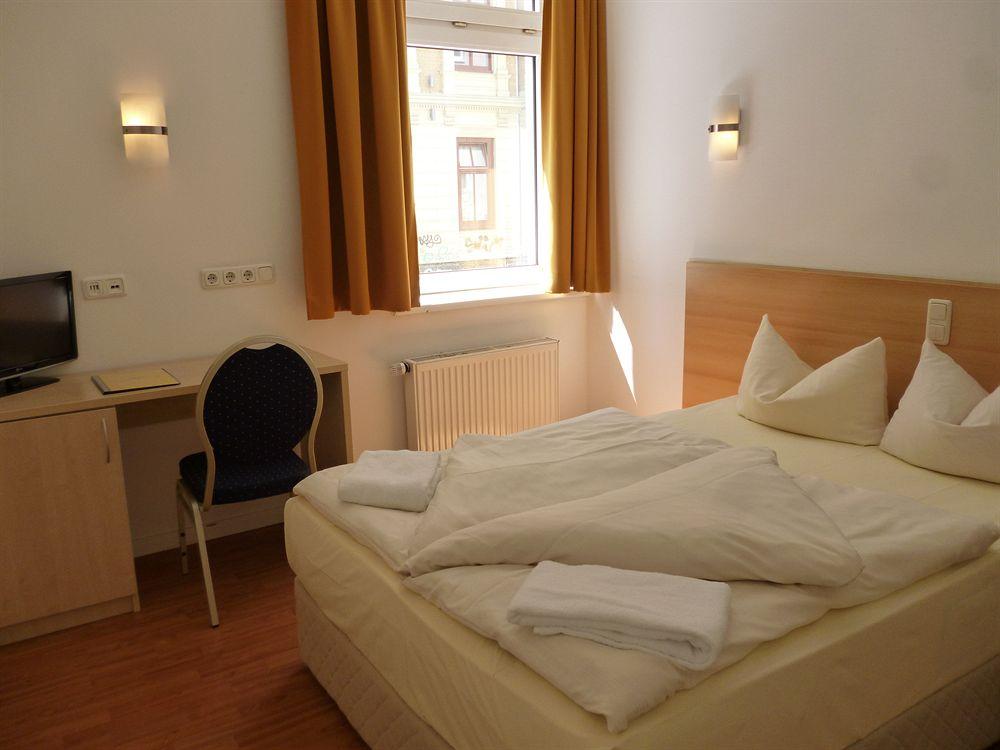 Hotel Budapester Hof Hamburg Bagian luar foto