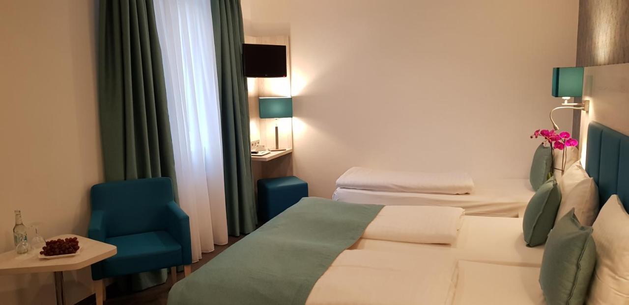 Hotel Budapester Hof Hamburg Bagian luar foto