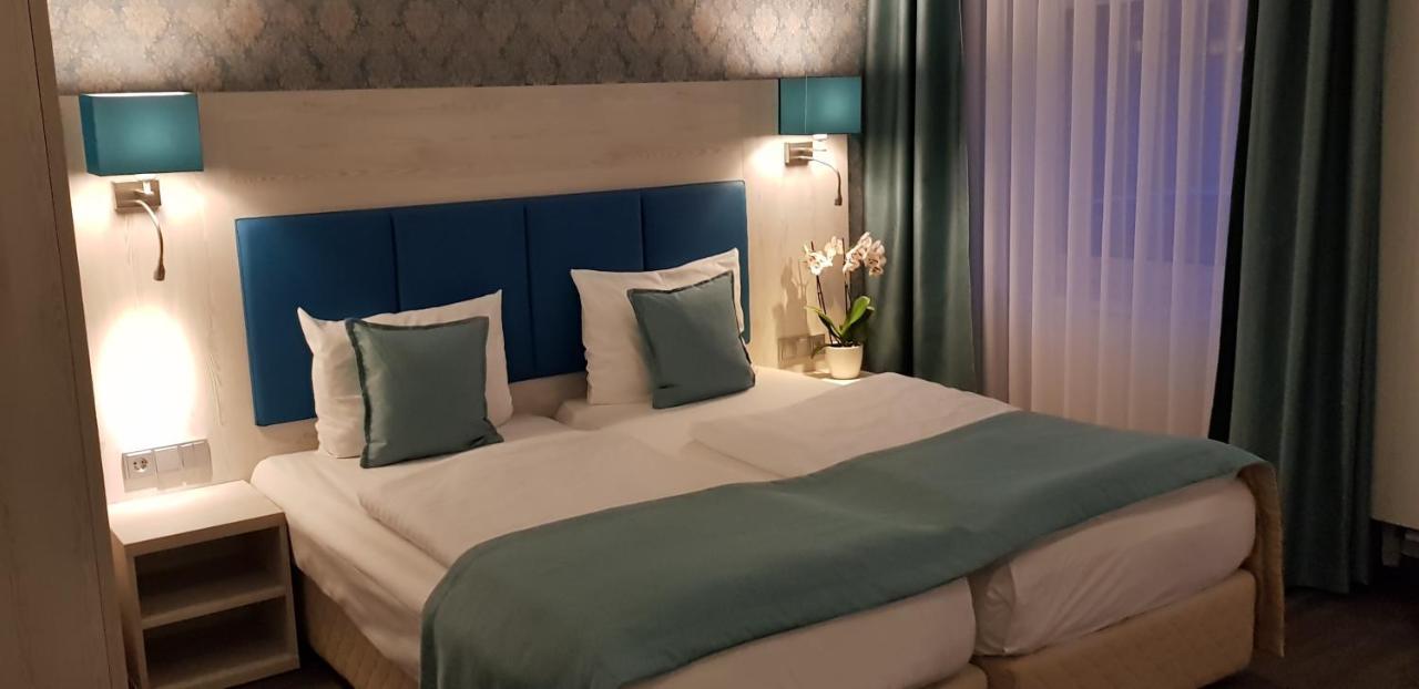 Hotel Budapester Hof Hamburg Bagian luar foto